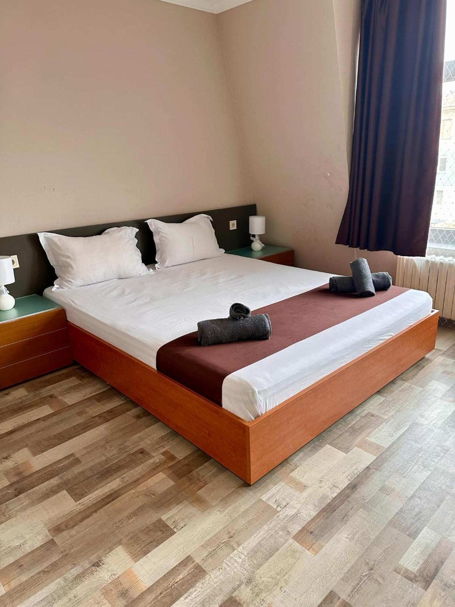 Hotel Oppium Restaurant & Garden Ρούσε Εξωτερικό φωτογραφία