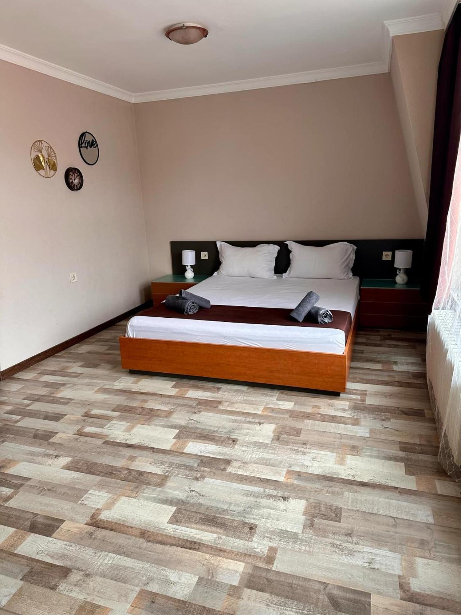 Hotel Oppium Restaurant & Garden Ρούσε Εξωτερικό φωτογραφία