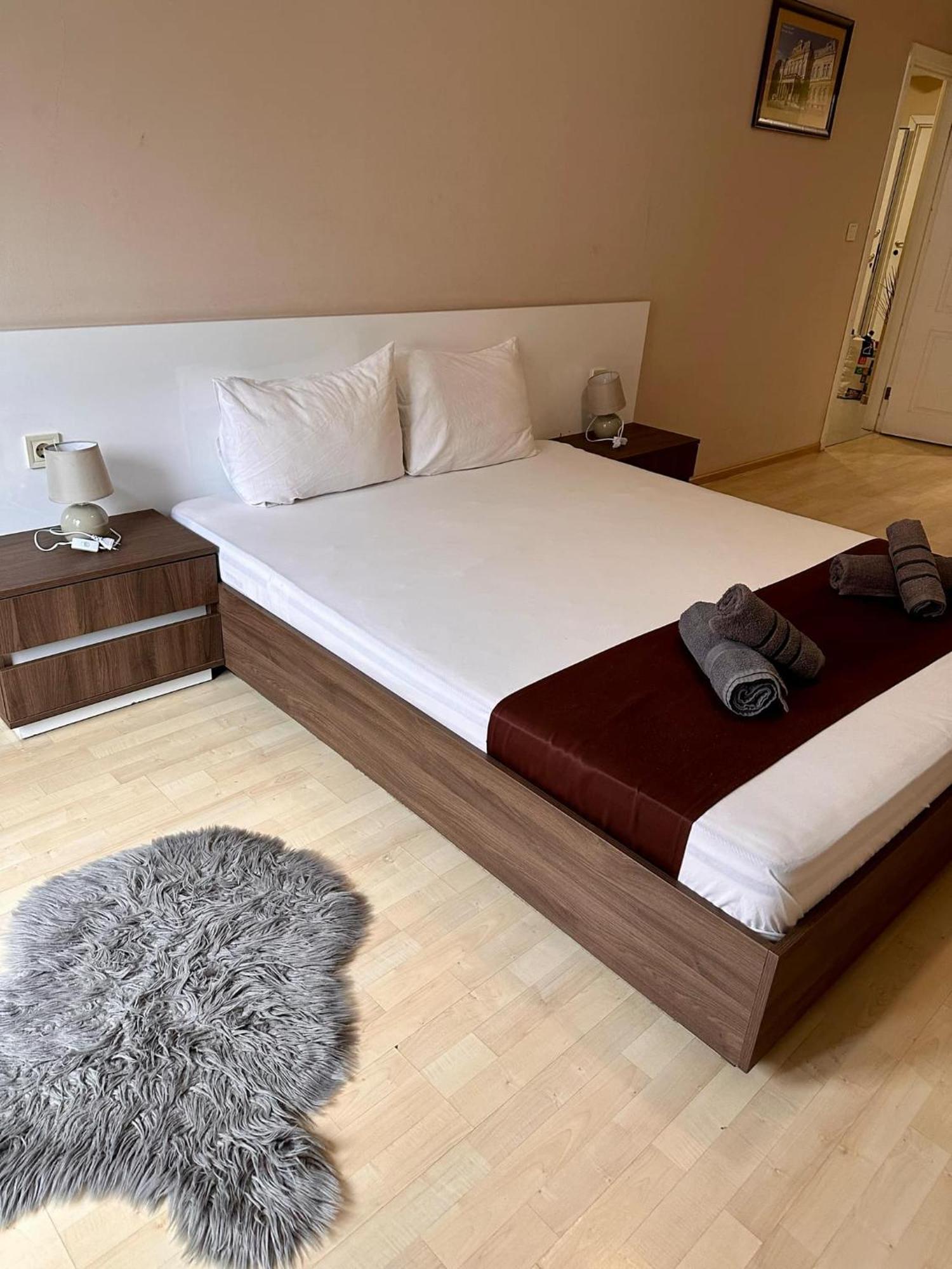 Hotel Oppium Restaurant & Garden Ρούσε Εξωτερικό φωτογραφία