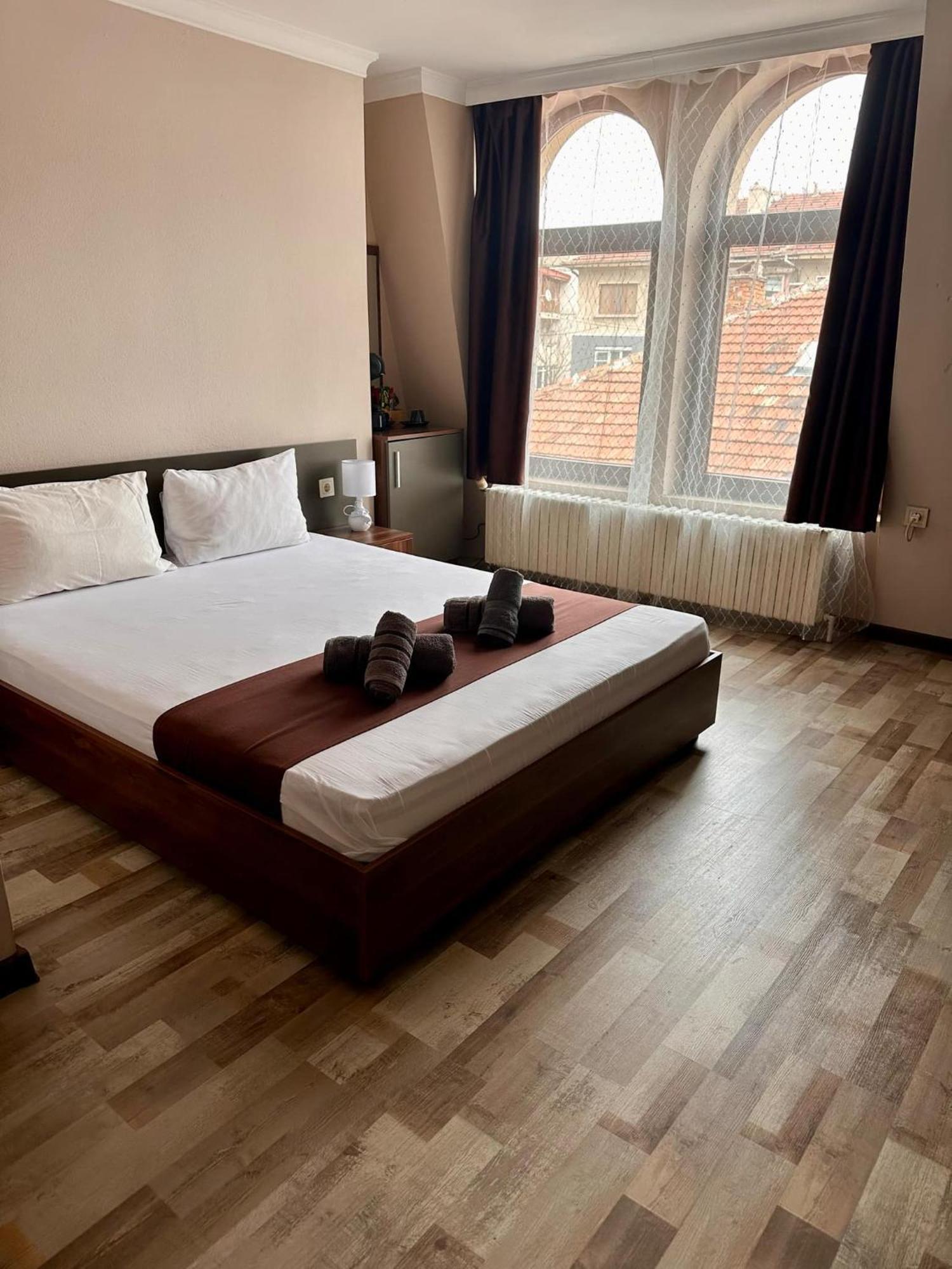 Hotel Oppium Restaurant & Garden Ρούσε Εξωτερικό φωτογραφία