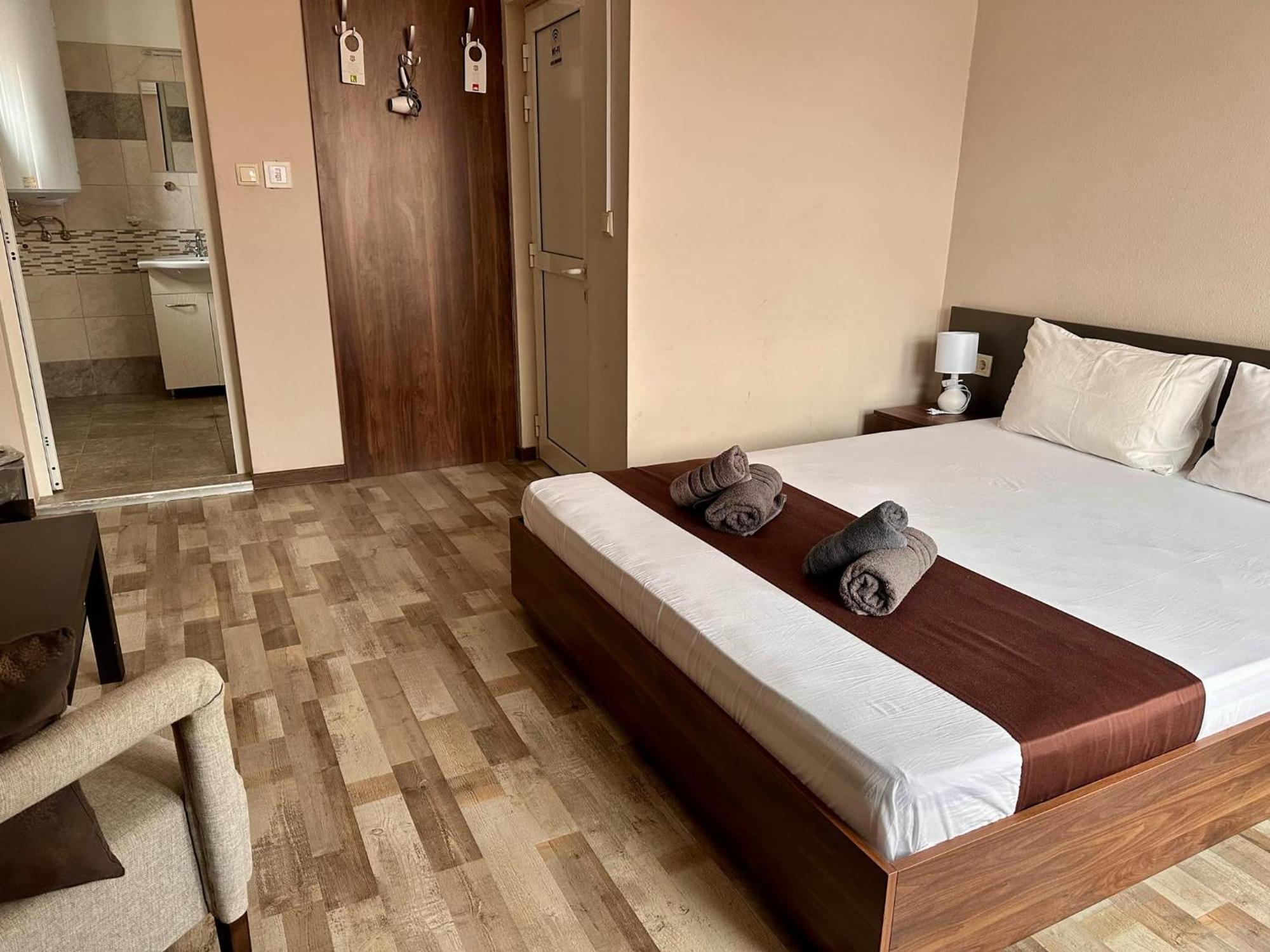 Hotel Oppium Restaurant & Garden Ρούσε Εξωτερικό φωτογραφία