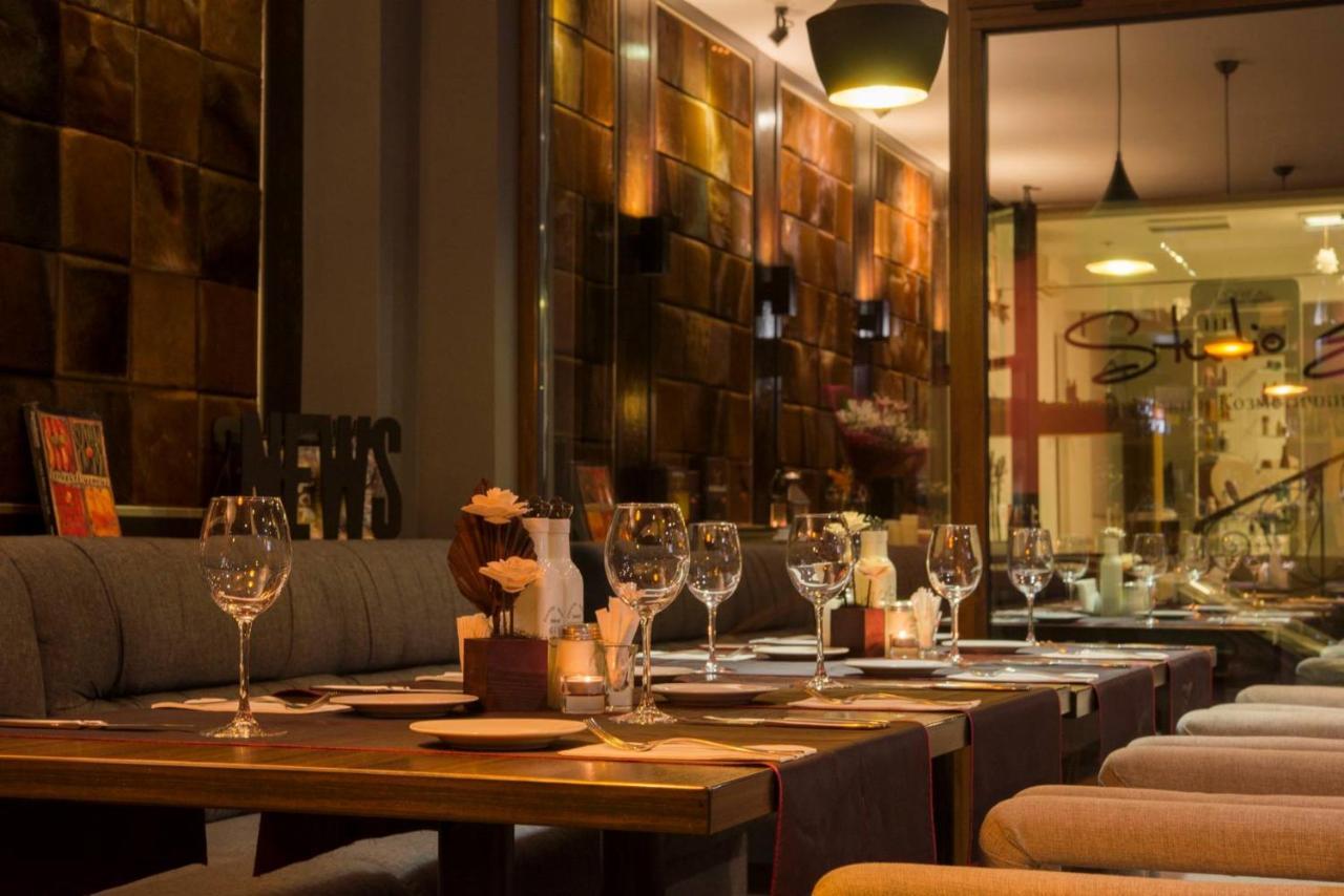 Hotel Oppium Restaurant & Garden Ρούσε Εξωτερικό φωτογραφία