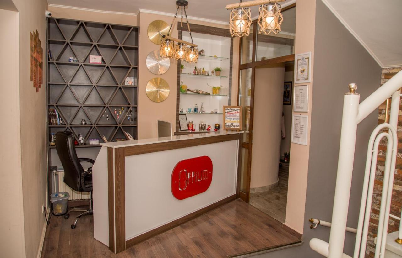 Hotel Oppium Restaurant & Garden Ρούσε Εξωτερικό φωτογραφία