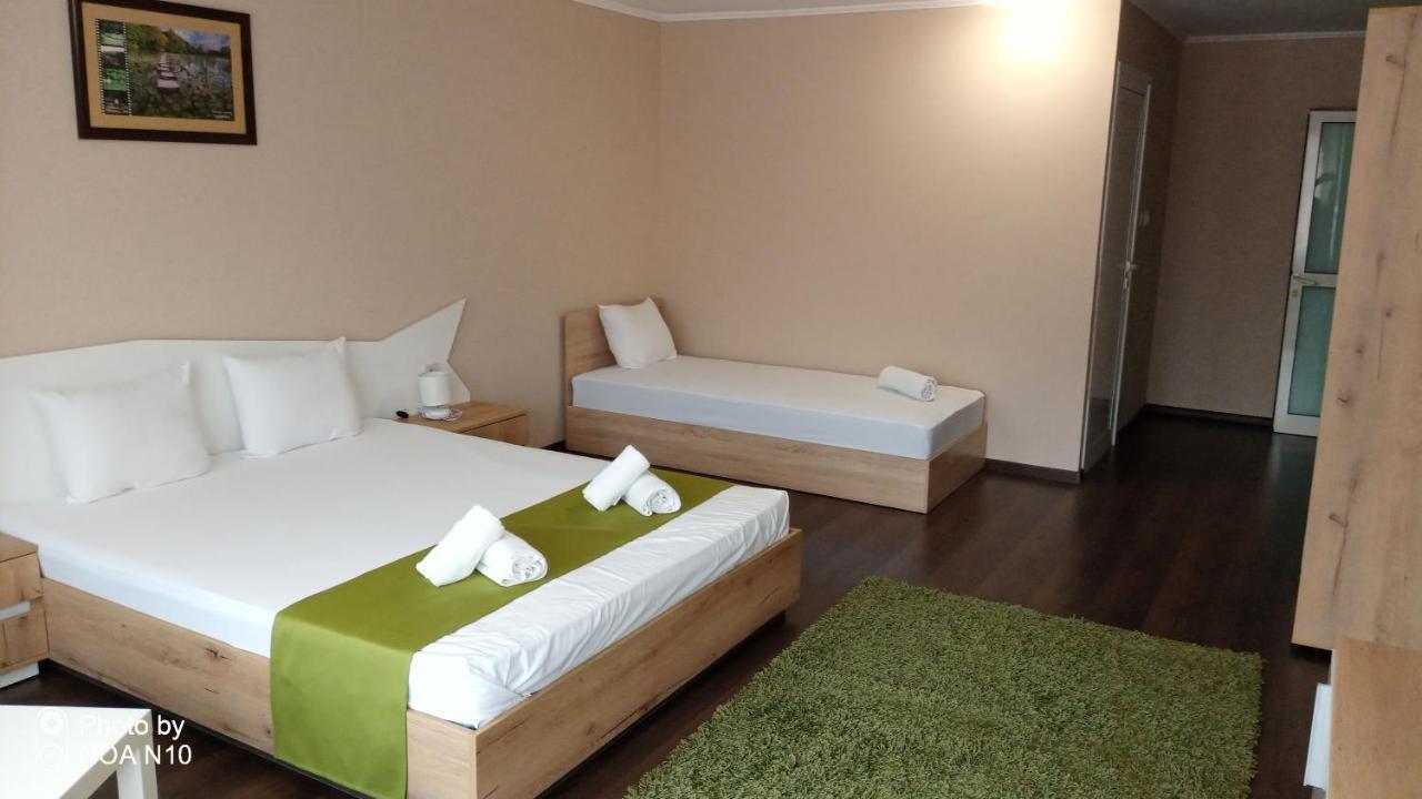 Hotel Oppium Restaurant & Garden Ρούσε Εξωτερικό φωτογραφία